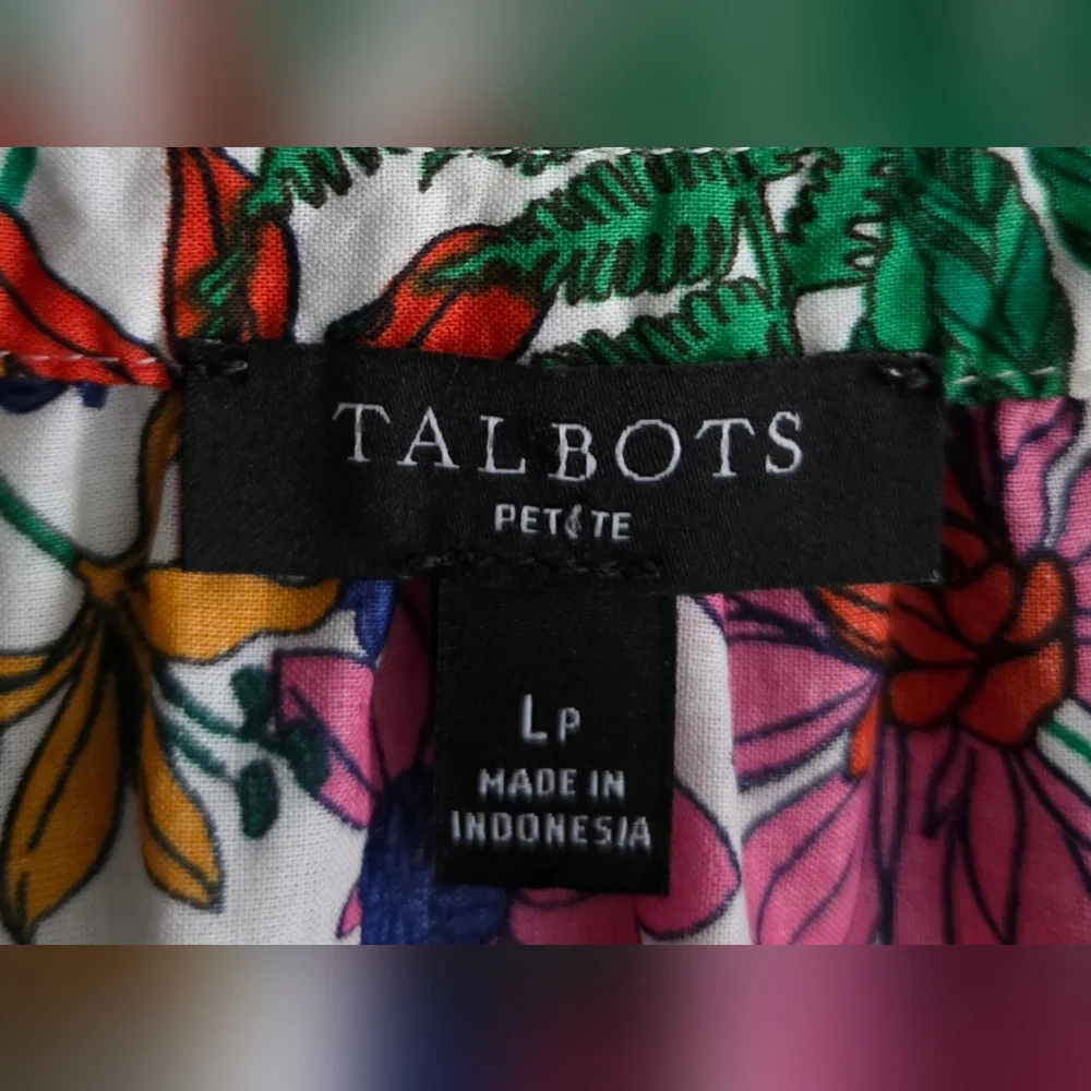 Talbots Blossful Floral Smocked Cuff Blouse Size LP - Picture 11 of 12